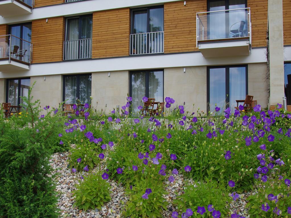 Hotel Uniejow Exterior foto